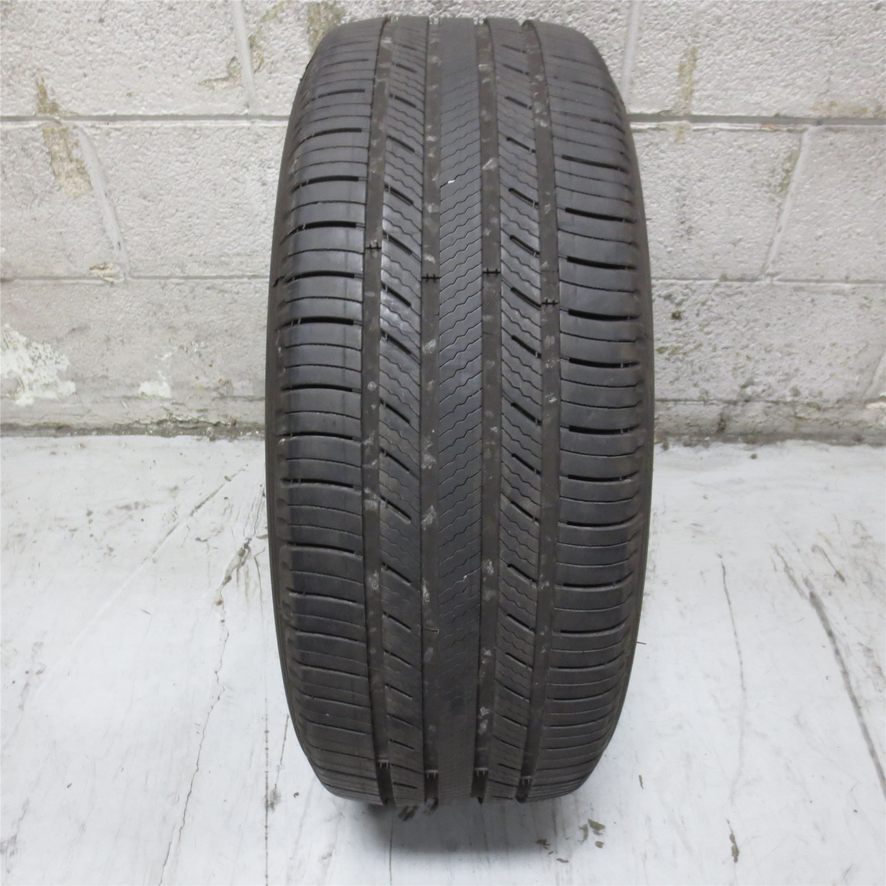 215 55R17 Michelin PREMIER A S 94V Tire 7 32nd NO REPAIRS EBay