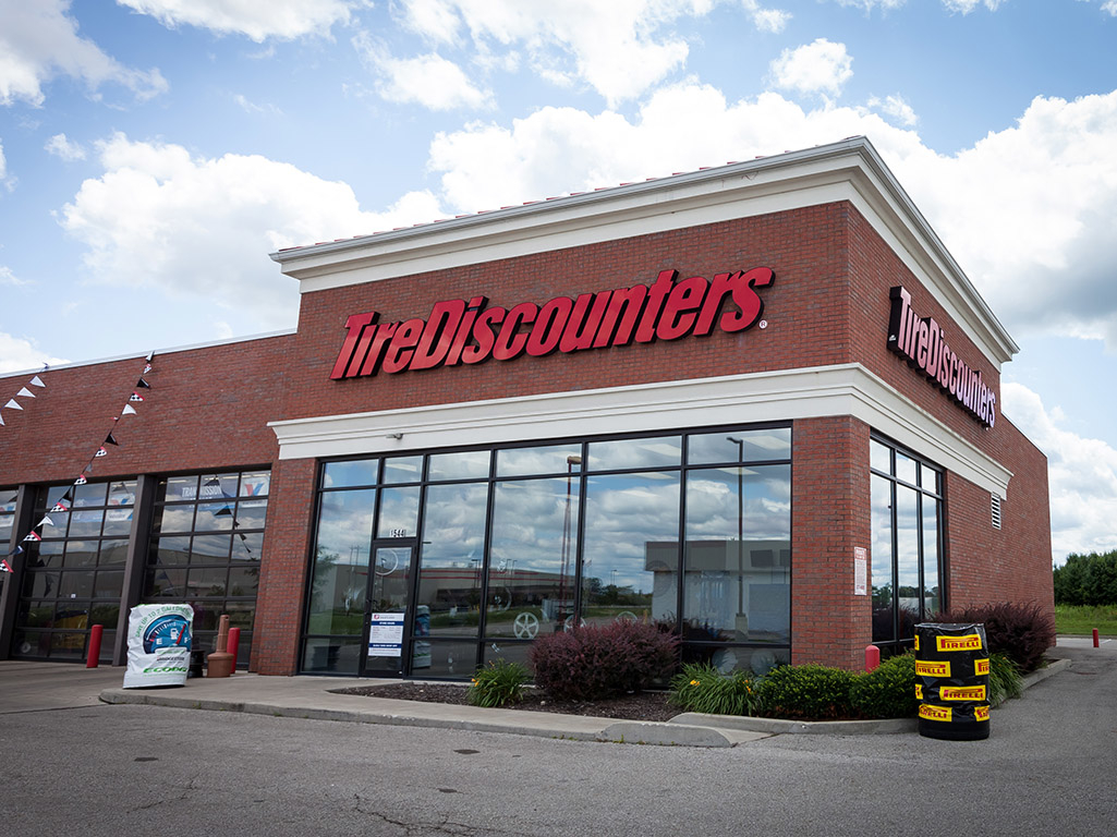 Tire Discounters Georgesville Tires Alignment Brakes Autoglass In 